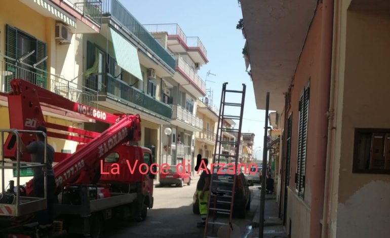 Finisce un’era, sostituite le luci di via De Vita