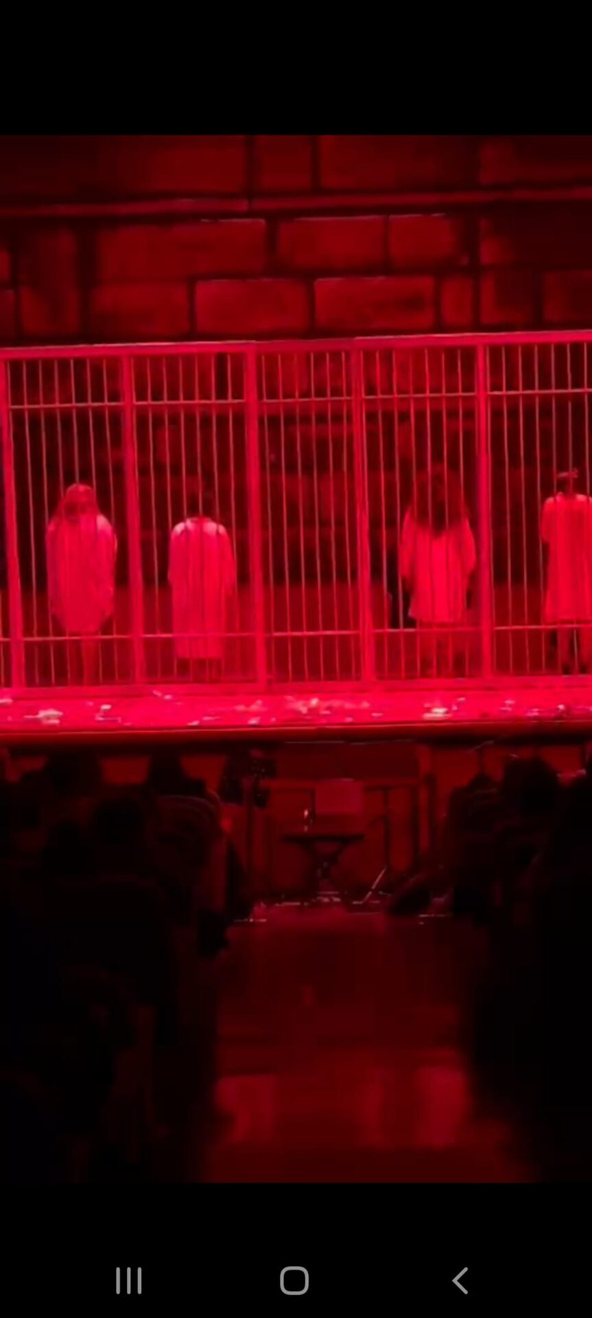 Spettacolo sul femminicidio, tanti studenti al Teatro Eduardo