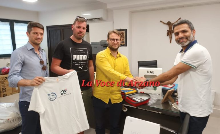 L’associazione “Free Sports” dona un defibrillatore alla Parrocchia Cristo Redentore