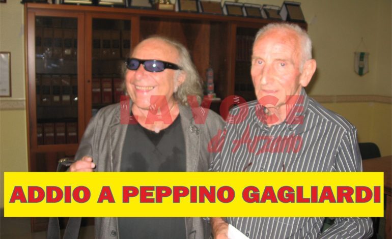 Addio a Peppino Gagliardi, cittadino onorario di Arzano