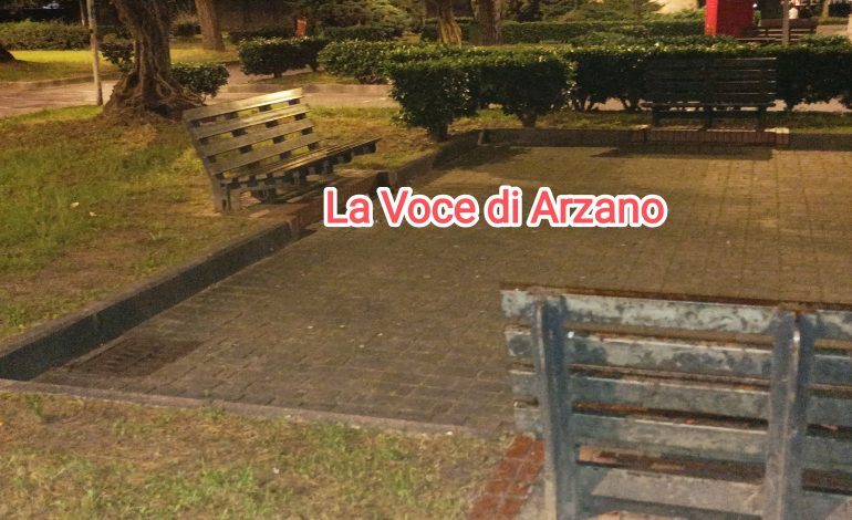 Villa comunale, la disavventura di un papà e dei suoi figli